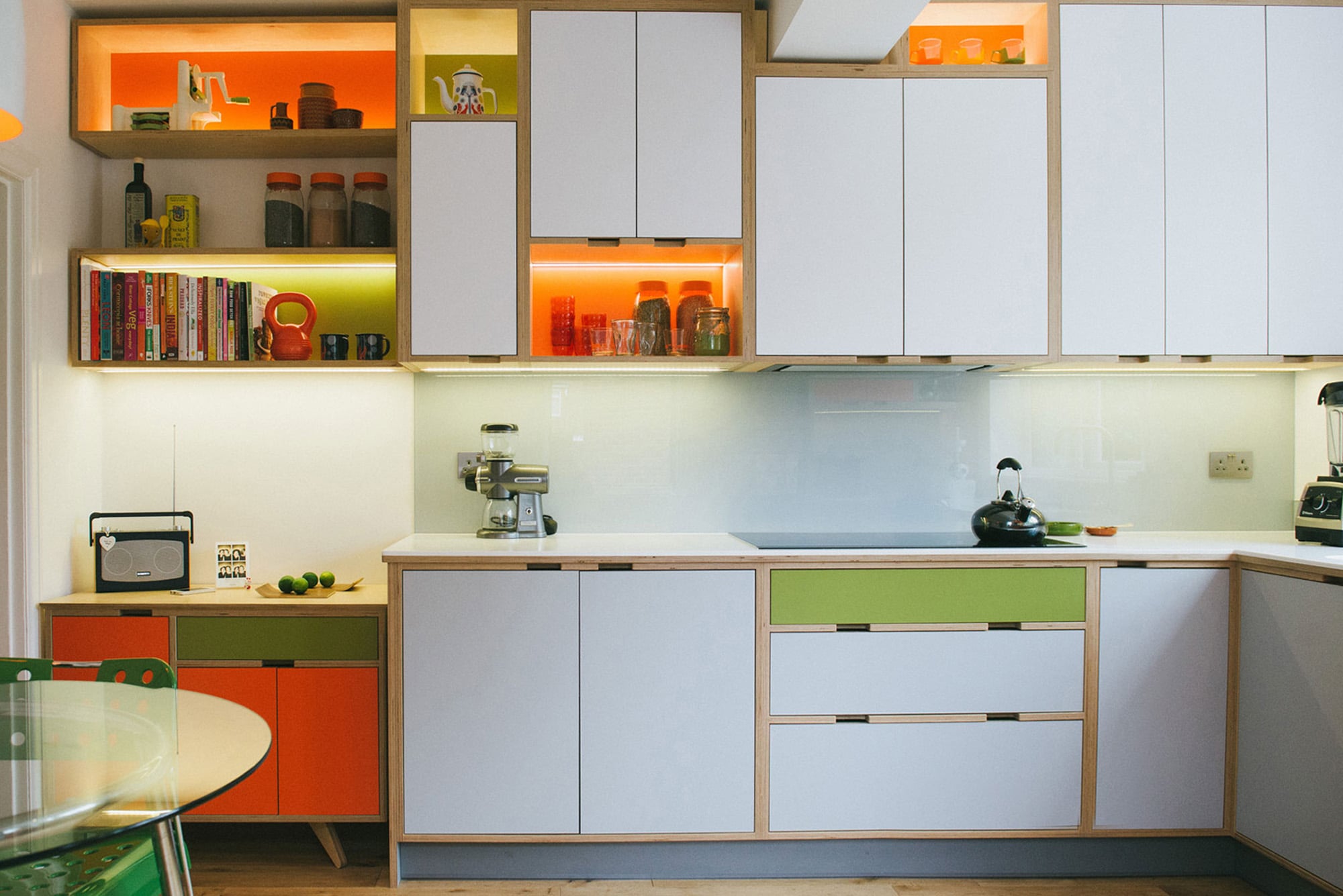 Plywood kitchens made in the UK 