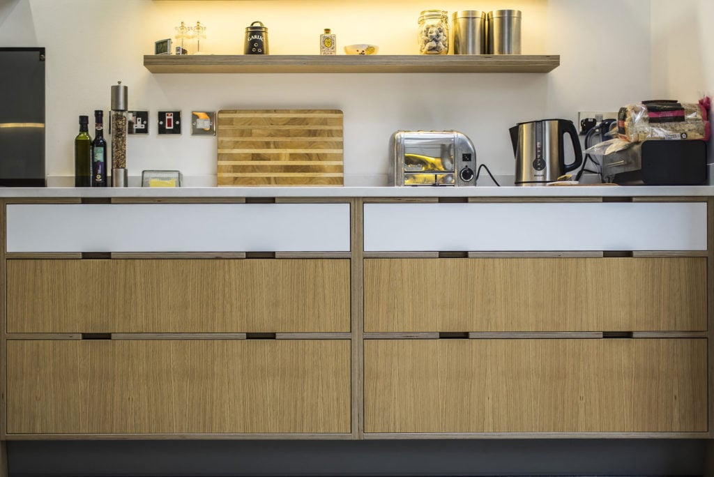 Oak veneered drawers by Jim Leach