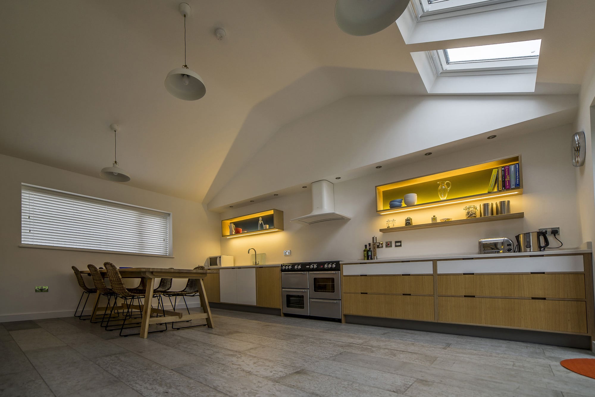 Oak veneered kitchen diner