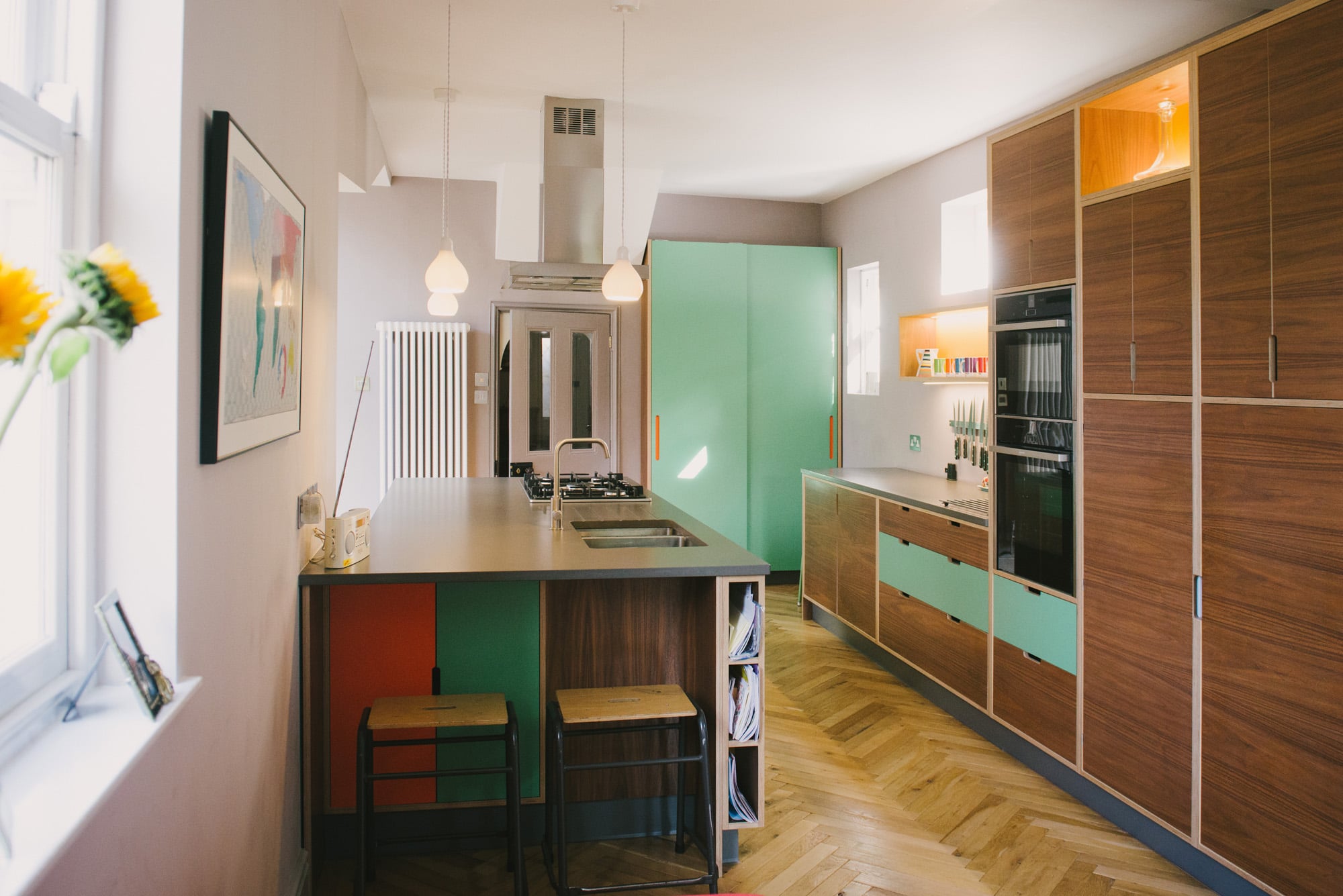 Walnut veneer kitchen 