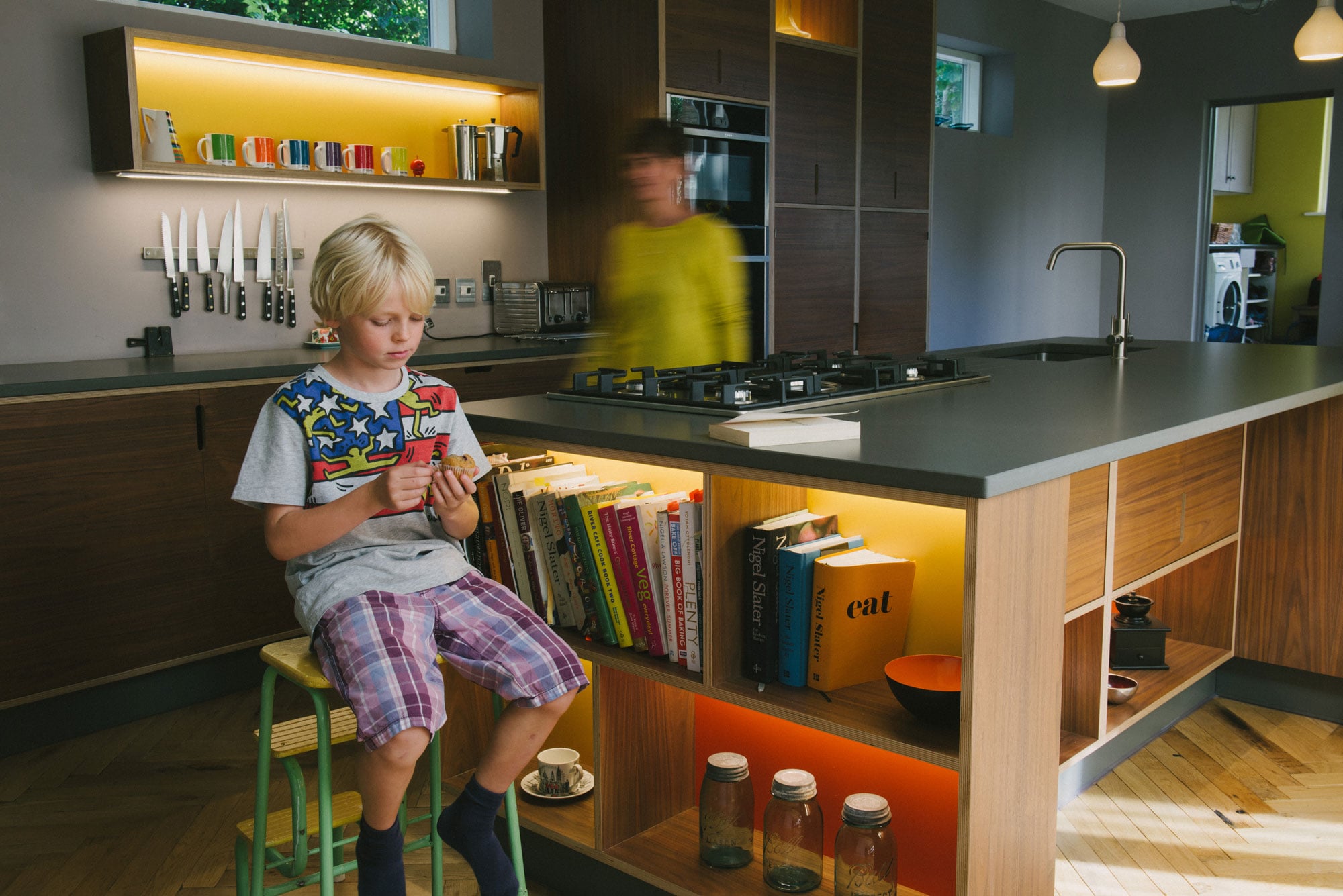 Plywood kitchens for the family 