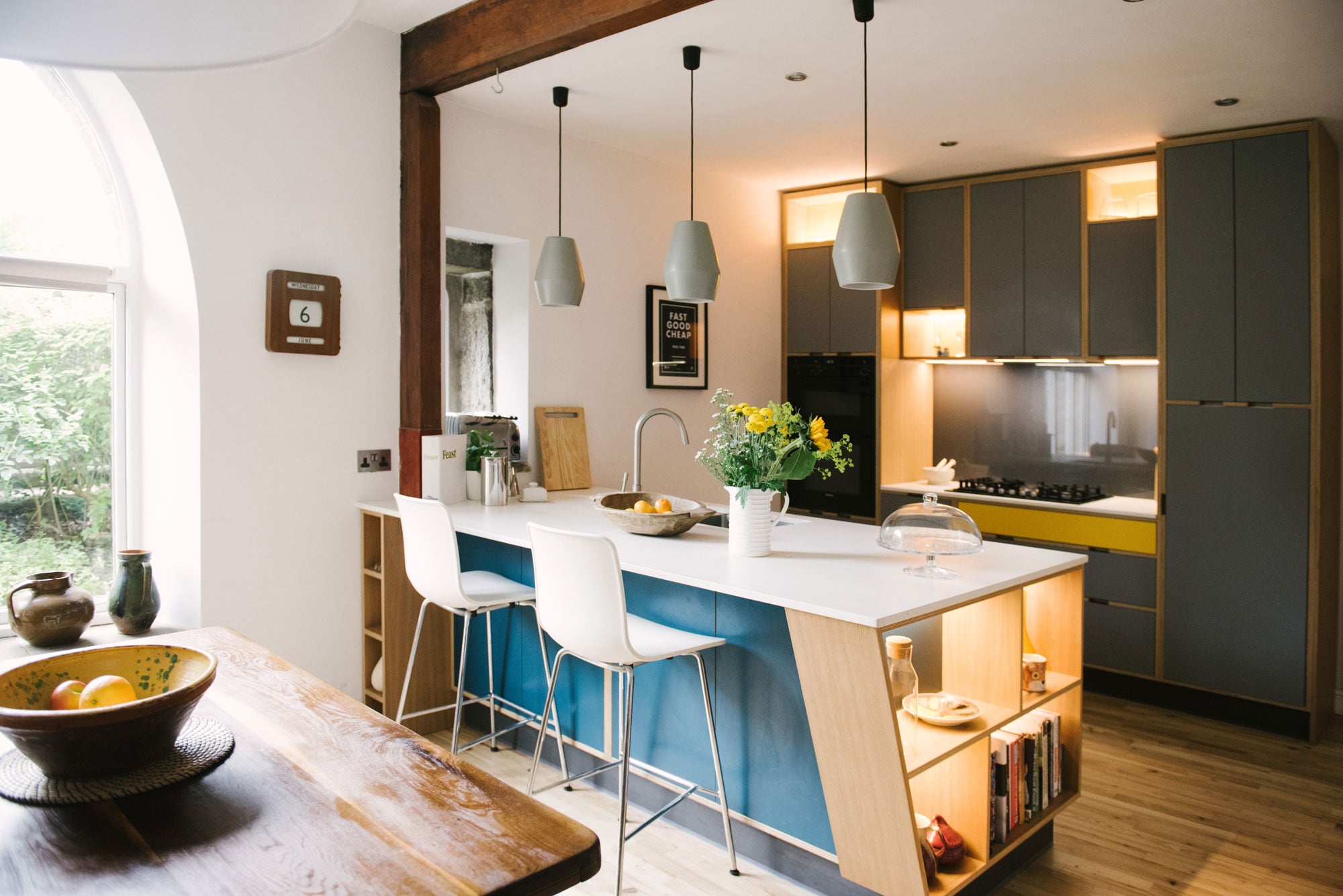 Plywood-Kitchen-Island