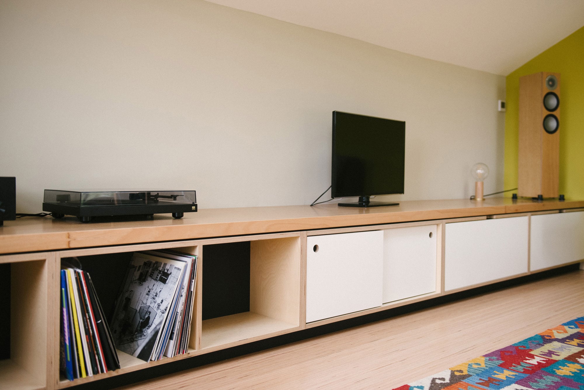 Bespoke Media Unit