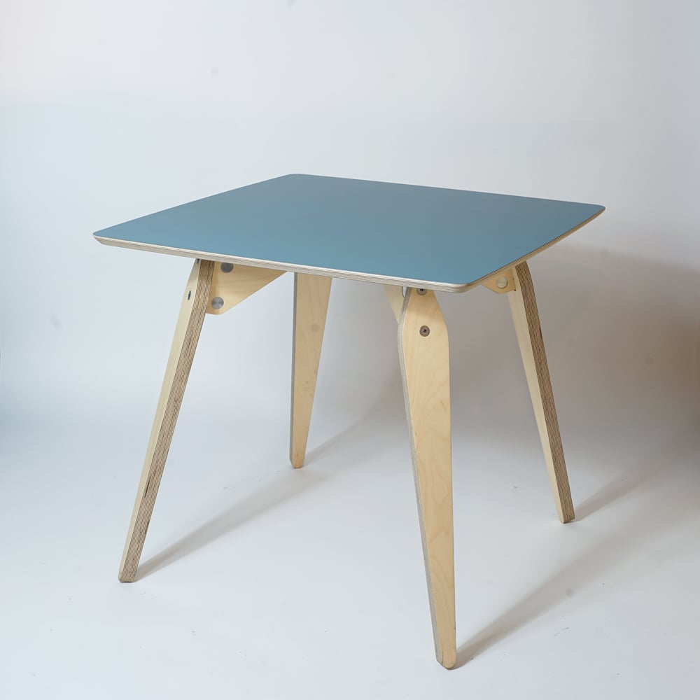 Bob plywood dining table 