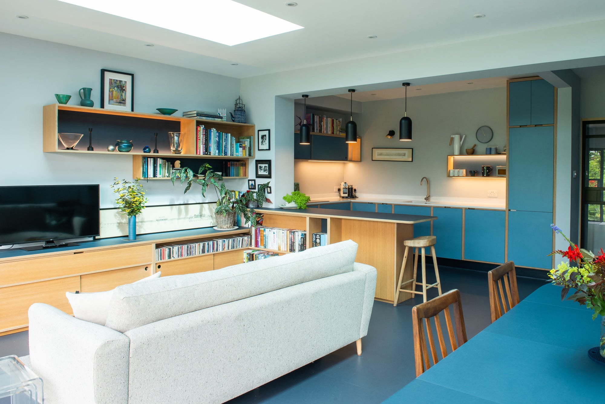 1930s inspired blue kitchen