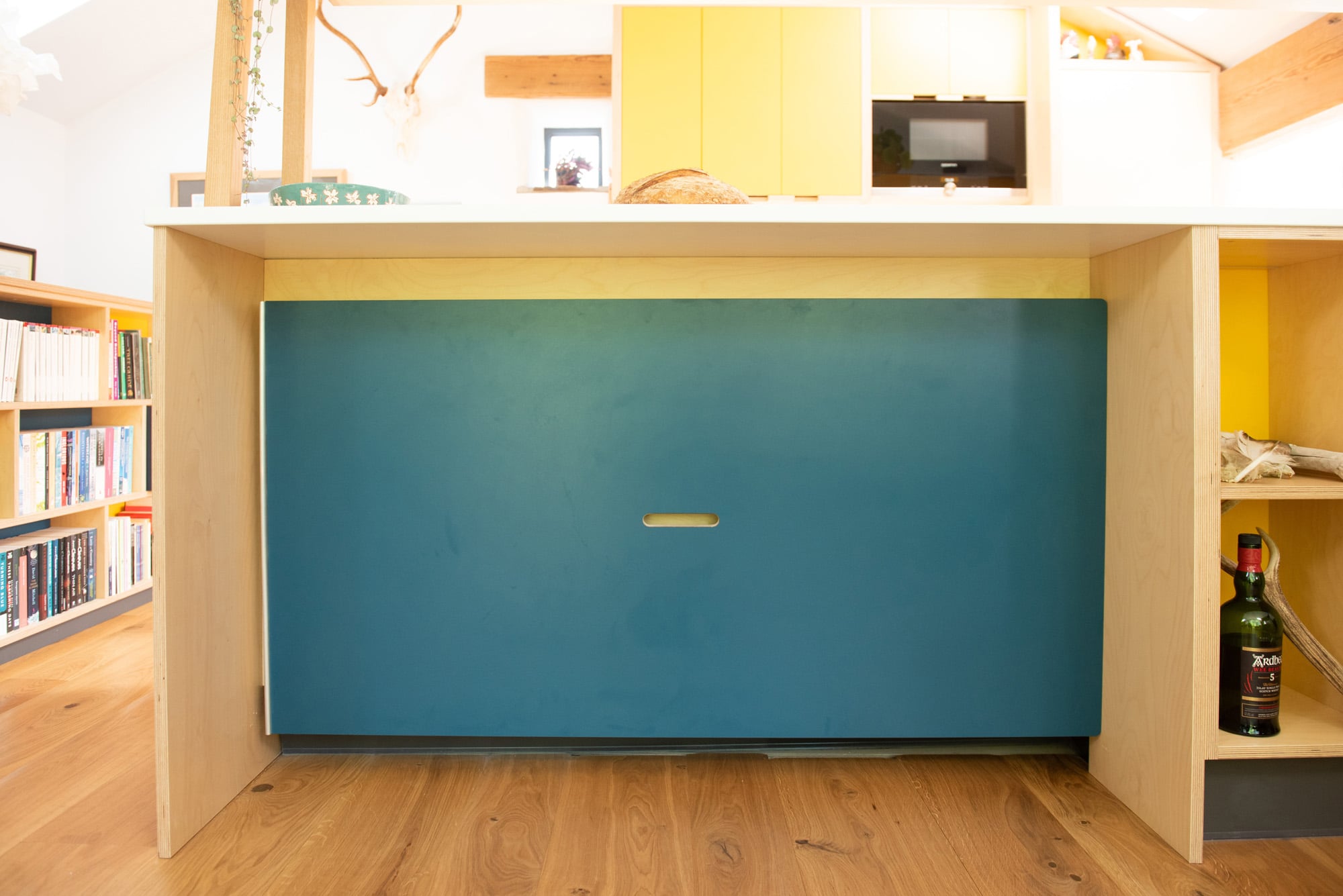 stow away dining table under breakfast bar
