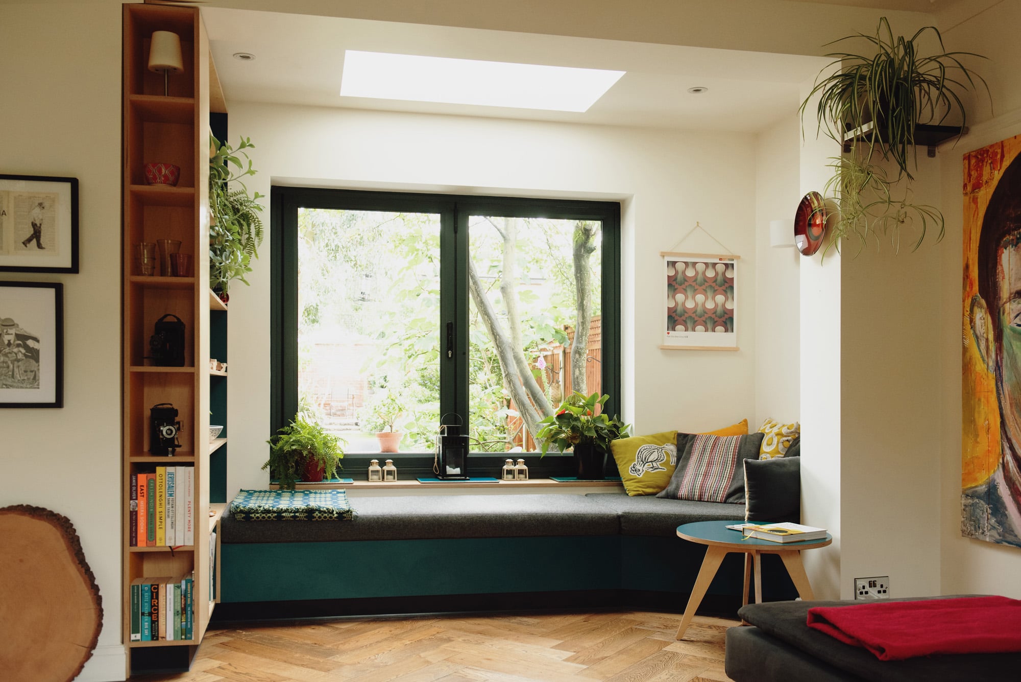 front view of upholstered plywood window seating