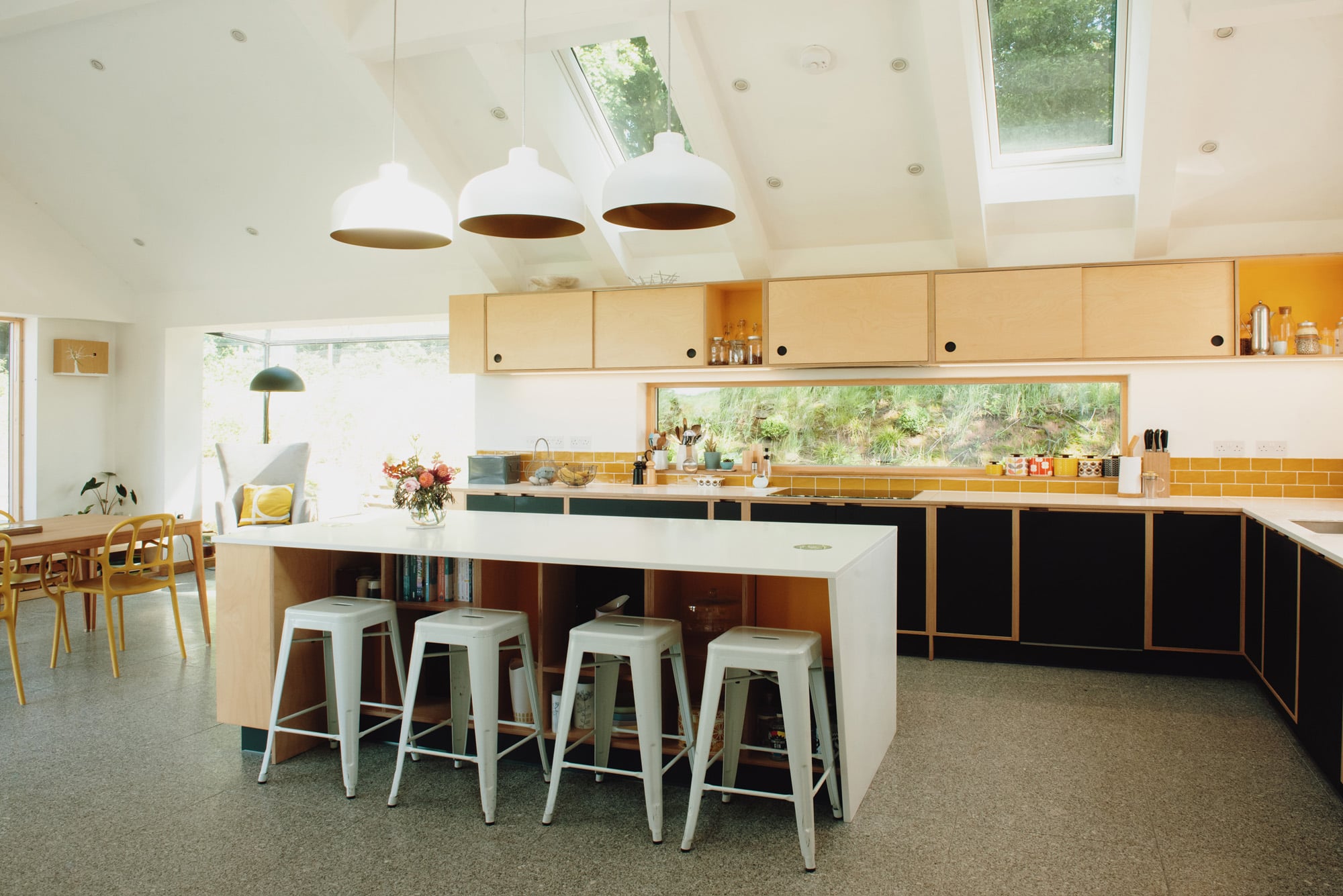 Modern plywood Kitchen With Island
