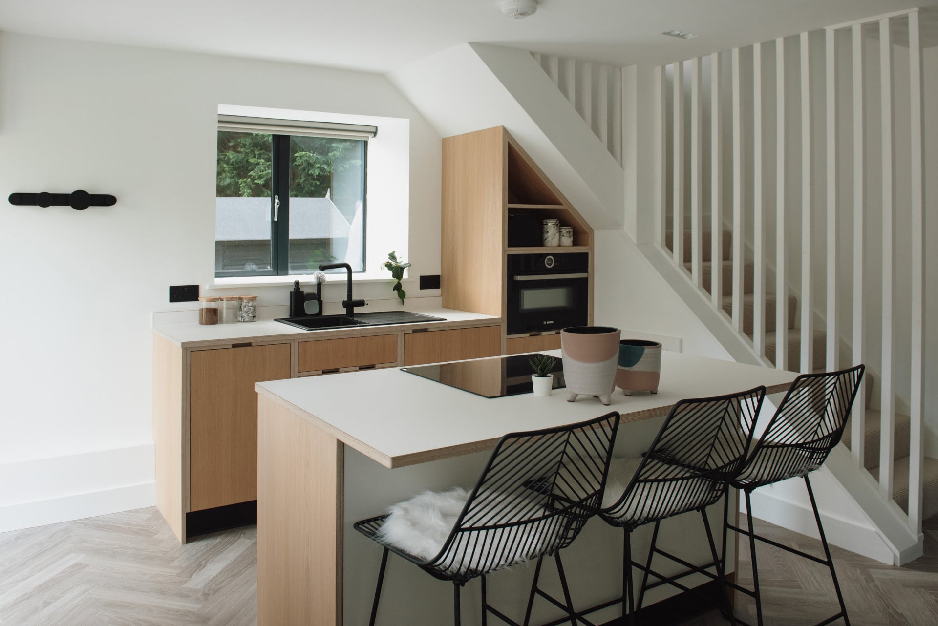 Small Kitchen Design 